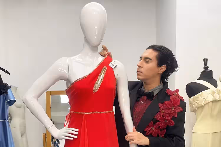fashion news April 5